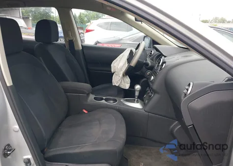 2014 Nissan Rogue Select S z USA, uszkodzony, nr VIN JN8AS5MVXEW715930